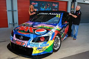 Australian Collection: Australian V8 Supercar Championship, Townsville, Australia, 7 July 2012
