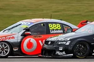Images Dated 4th August 2008: Av808: Craig Lowndes Team Vodafone 888 Ford battles with Todd Kelly Jack Daniels Perkins Commodore