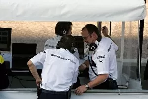 Images Dated 17th January 2006: BMW Sauber Roll Out: Willi Rampf BMW Sauber Technical Director on the pitwall
