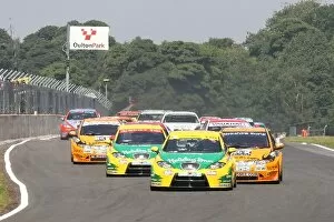 Images Dated 28th July 2008: British Touring Car Championship: Start, Jason Plato - SEAT Sport UK SEAT Leon TDI leads