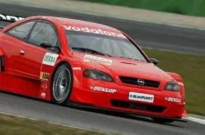 Images Dated 8th April 2003: DTM Testing: Alain Menu, OPC Team Holzer, Opel Astra V8 Coupe