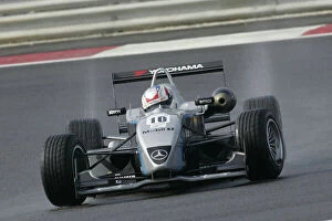 Images Dated 9th December 2004: Eric Salignon Bahrain F3 Superprix 8th-10th Demceber 2004 World Copyright Jakob Ebrey/LAT