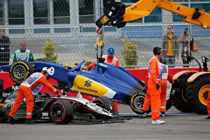 Images Dated 11th October 2015: f1 formula 1 formula one gp Crashes Technical
