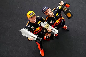 Images Dated 1st October 2017: f1 formula 1 formula one gp Portrait trophy champagne