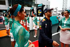 Images Dated 1st October 2017: f1, formula 1, formula one, gp, Portrait, women, glamour, priority