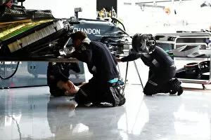 Technical Gallery: F1 Formula 1 Formula One Portrait Garage Technical
