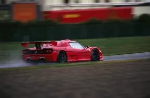 Images Dated 15th October 2004: Ferrari F50 GT Testing