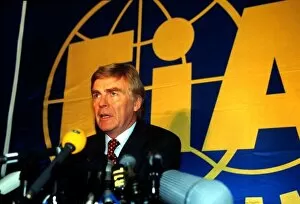 Images Dated 26th April 2021: FIA HEARING, COLNBROOK 11 / 11 / 97 FIA President Max Mosely give a press conference to