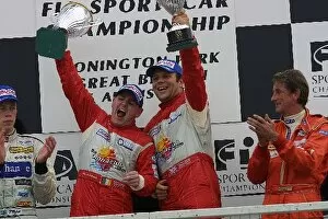 Images Dated 28th August 2001: FIA Sports Car Championship: Warren Carway / Martin O Connell won the SR2 class