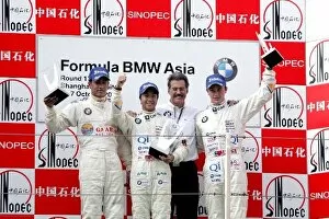 Shanghai International Circuit Gallery: Formula BMW Asia: Second place Zahir Ali Team TARADTM, Race winner Jazeman Jaafar Meritus Racing and James Grunwell