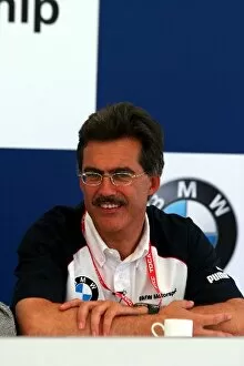 Thruxton Gallery: Formula BMW UK Championship: Mario Theissen during a press conference with the BMW drivers