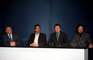 Images Dated 26th January 2002: Formula One Launch: L-R: Patrick Head Technical Director, Mario Theissen BMW Motorsport