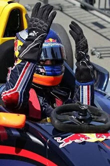 Formula Renault Euro Cup: Daniel Ricciardo SG Formula celebrates his win