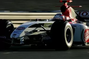 Images Dated 1st December 2004: Formula One Testing: Adam Carroll BAR Honda 006