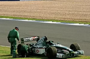 Images Dated 23rd August 2001: Formula One Testing: Andre Lotterer Jaguar Cosworth R2 stopped out on the circuit