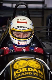 Images Dated 20th November 2001: Formula One Testing: Bertrand Gachot Jordan Ford 191: Formula One Testing
