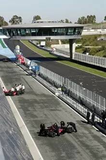 Formula One Testing: A busy pitlane at Jerez