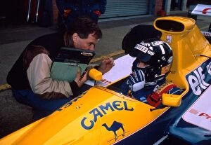 Images Dated 9th October 2001: Formula One Testing: Damon Hill tests a Formula One car for the first time, driving a Williams FW13B