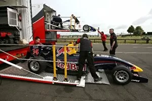 Images Dated 5th May 2009: Formula Two Testing: The F2 cars are unloaded from the championship transporters