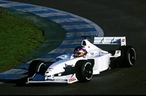 Images Dated 10th January 2002: Formula One Testing: Jacques VilleneuveBAR Honda 003
