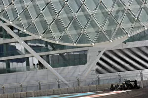 United Arab Emirates Gallery: Formula One Testing: Jarno Trulli Lotus T127