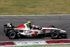 Images Dated 14th June 2006: Formula One Testing: Jenson Button Honda RA106