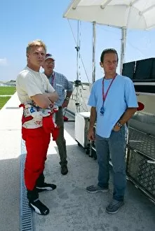 Images Dated 16th May 2002: Formula One Testing: Mika Salo Toyota talks with Cristiano Da Matta talks with prior to his debut