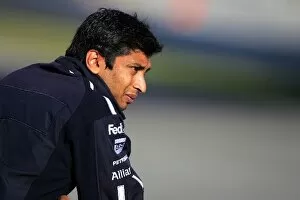 Images Dated 13th December 2005: Formula One Testing: Narain Karthikeyan will test for Williams again