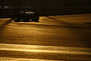 Yas Marina Circuit Gallery: Formula One Testing: Nico Rosberg Mercedes GP MGP 01