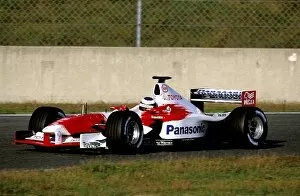 Images Dated 9th December 2002: Formula One Testing: Olivier Panis tests the Toyota TF102