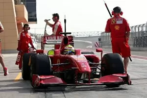 Formula One Testing: Pit stop practice for Felipe Massa Ferrari F60