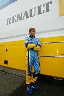 Images Dated 9th December 2003: Formula One Testing: Satoshi Motoyama makes his debut for Renault