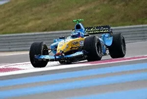 Images Dated 12th May 2004: Formula One Testing: Test driver Franck Montagny, Renault R24