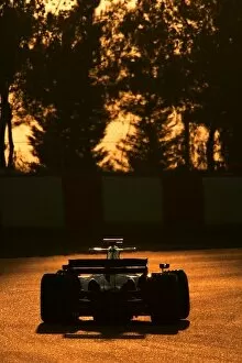 Images Dated 13th November 2007: Formula One Testing: Testing carries on into the sunset