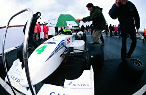 Images Dated 27th March 2000: Formula Three-Jody Scheckter helps - start grid