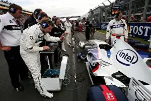 Images Dated 2nd April 2006: Formula One World Championship: BMW Sauber on the grid