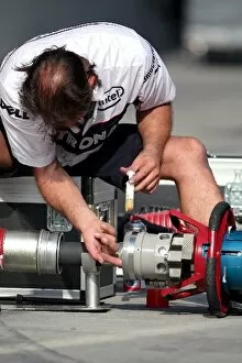 Formula One World Championship: BMW Sauber refuelling equipment maintenance