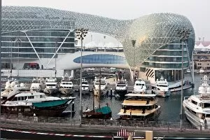 Images Dated 28th October 2009: Formula One World Championship: Boats in the Marina and the Yas Hotel