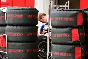 Indianapolis Gallery: Formula One World Championship: Bridgestone prepare their tyres