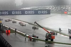 Fuji International Speedway Gallery: Formula One World Championship: Crash of Fernando Alonso McLaren Mercedes MP4 / 22