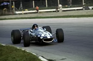 Formula One World Championship: Dan Gurney Eagle Weslake T1G, tried a number of aerodynamic wings on his car