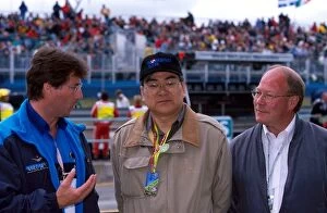 Images Dated 13th January 2009: Formula One World Championship: David Warren Renault Marketing, The borther of Mr Sooho Choo, centre