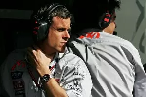 Images Dated 31st March 2006: Formula One World Championship: Dominic Harlow MF1 Chief Engineer