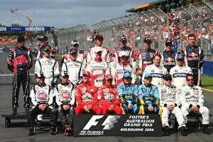 Images Dated 2nd April 2006: Formula One World Championship: A drivers third race of the season group photo