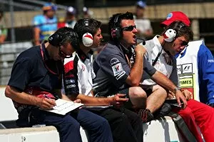 Images Dated 30th June 2006: Formula One World Championship: Engineers on the pit wall