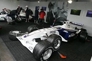 Images Dated 6th July 2007: Formula One World Championship: Fans enjoy the BMW Pit Lane Park