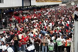 Images Dated 21st October 2006: Formula One World Championship: Fans in the pits