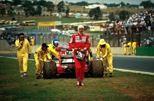 South Africa Collection: Formula One World Championship: Gerhard Berger pushed the fuel consumption of his McLaren MP4 / 6B