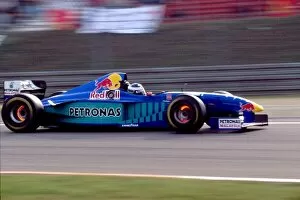 Luxembourg Collection: Formula One World Championship: Gianni Morbidelli Sauber Petronas C17