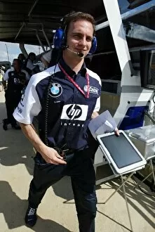 Images Dated 8th April 2003: Formula One World Championship: Gordon Day, engineer to Ralf Schumacher, uses the HP tablet PC